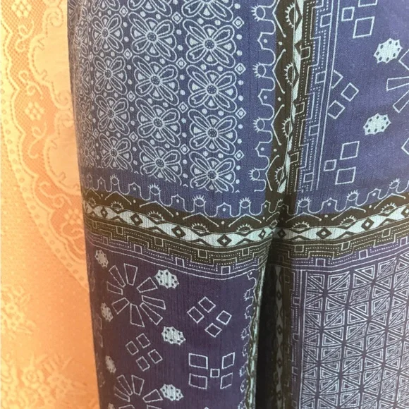 World Hawaiian Fashions Indigo Batik Set - Picture 11 of 13